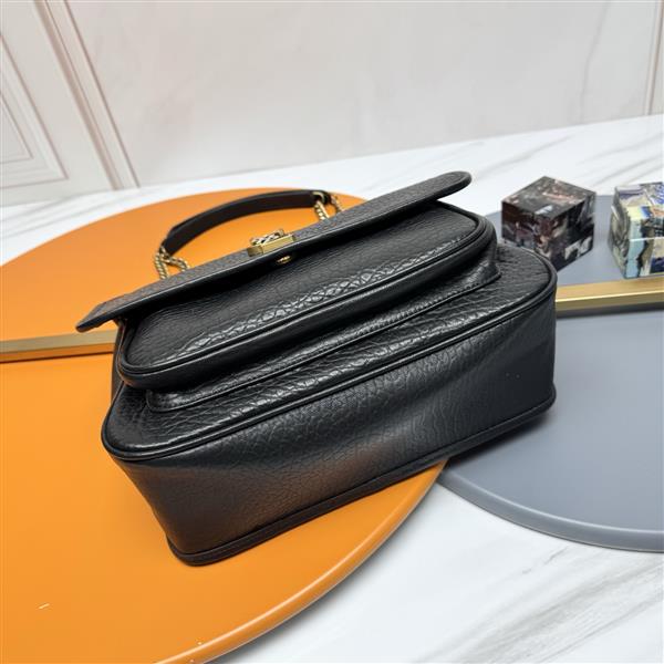 2026127204340979 620